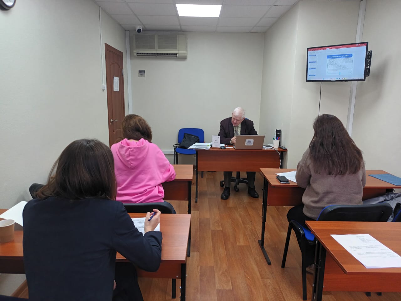 29-30 сентября 2025 года прошёл семинар на тему "Закупки по 223-ФЗ с учетом последних изменений. Национальный режим"